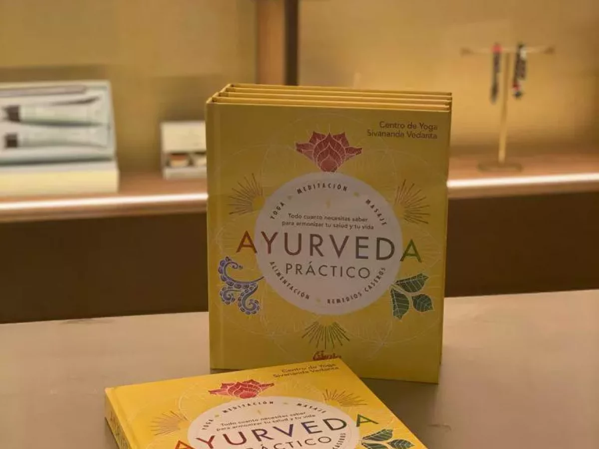 Libro-de-Ayurveda-Six-Harmonies-Madrid
